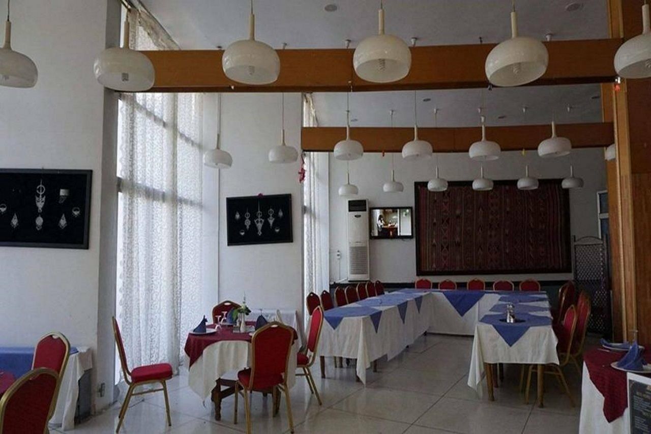 Hotel Chelia Batna Exterior foto